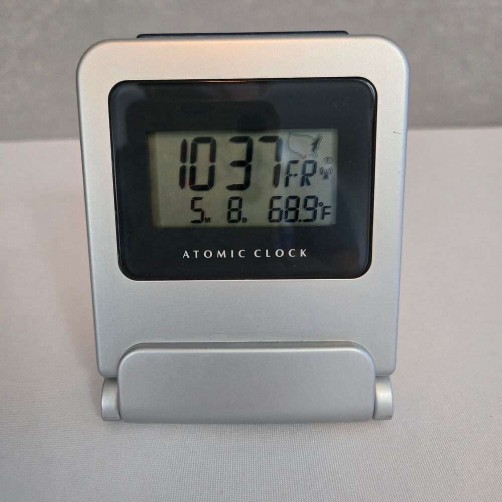Vintage Atomic Digital Travel Alarm Clock C17D2090 Silver Working Lights Up